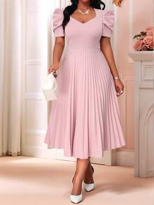 SHEIN CURVE+ Đầm thanh lịch màu trơn cổ tim tay phồng gấu xếp ly dành cho nữ cỡ lớn, thích hợp cho ngày Valentine. - Hồng - Xem 3
