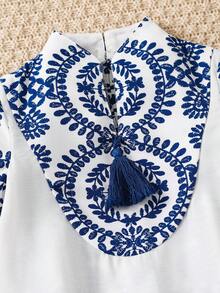 SHEIN Young Girl Ditsy Floral Tassel Trim Stand Collar Casual Dress Traditional Elegant Dignified Golden Floral Print, Young Girls Casual Minimalist Traditional Arabic Dress Suitable For Spring/Summer Daily, Festivals, Outings, Elegant Dignified Long Sleeve Arabic Maxi Dress, Prayer Abaya, Easy Comfort, Casual Wear, Vacay Vibes, Modest Kaftan, Kids Jalabiya جلابياتjalabiya  عباياتabaya Abaya الملابس التقليدية العربية  جلابيةjalabiya قفطان - White - View 8