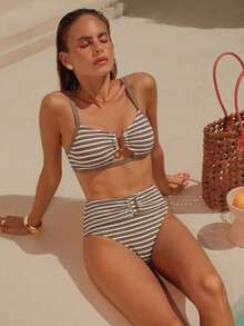 Swim Chiccia 2026春夏棕色粗肩带可调节金色U型装饰高腰亮片设计女士优雅比基尼泳装两件套 - 棕色 - 查看 4