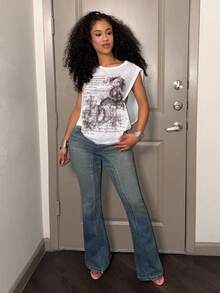 Slaydiva New Spring/Summer Music Festival Valentine's Day Casual And Simple Basic Style Y2K Street Sweet Internet Celebrity Bestseller Daily Date Hot Girl Style Sexy Sleeveless Round Neck Side Seam Large Cutout Design Retro English Dragon Totem Print White Loose T-Shirt For Women -A Graphic Top Graphic Tees Women Crop White Graphic Crop Top White Top Y2k Clothes Y2K Top Summer Tops Crop Top Graphic Sleeveless Graphic Tee - White - View 5