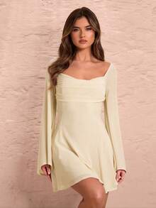 SHEIN BAE Vestido Princesa Elegante de Cor Sólida Vermelho/Borgonha, Decote Quadrado, Manga Longa, Costas Abertas, Cintura com Laço, Adequado para Outono/Inverno, Primavera, Dia dos Namorados, Festa, Encontro Romântico, Dama de Honra, Formatura, Trabalho, Uso Diário - Damasco - Visão 2