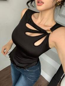 Modelyn Women's Black Sleeveless Hollow-Out Metal Buckle Casual Tank Top, Spring/Summer - Black - View 7