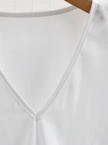 GlowEve V领泡泡袖衬衫，系带腰身，荷叶边下摆，优雅短袖上衣 - 米色 - 查看 4