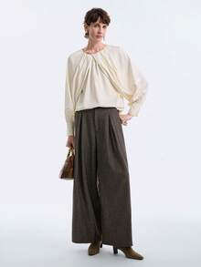 Aalyst 女士法式优雅奢华时尚圣诞派对简约高端休闲度假工作装复古舒适纯色缎面立领蝙蝠袖长袖衬衫，适合春、秋、冬季穿着。 - 杏色 - 查看 5