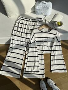 Comfortcana 2pcs Plus Size Contrast Color Striped Fleece Long Sleeve Top And Pants Set, For Autumn And Winter - Black and White - View 11