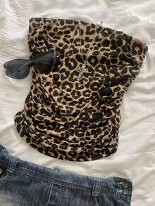 Glimmora Fitted Women's Leopard Print Ruched Bandeau Top - Multicolor - View 5