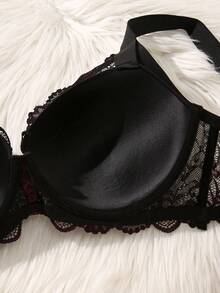 DesireSculpt Plus Size Lace Patchwork Underwire Bra, Comfortable Wide Strap, Sexy Lace, 1pc - Multicolor - View 3