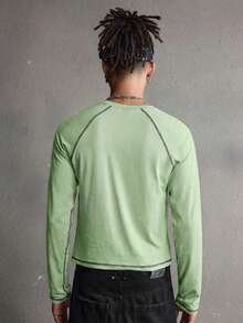 AXEPEAK Men's Geometric Print Crew Neck Raglan Long Sleeve Casual T-Shirt - Green - View 2