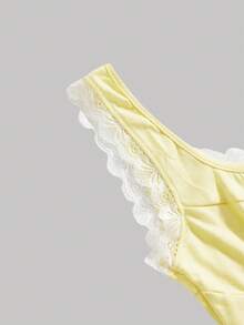 ROMWE Avant Sexy Lace Patchwork Sleeveless Crop Top, Cute & Vacation Vibe - Light Yellow - View 4