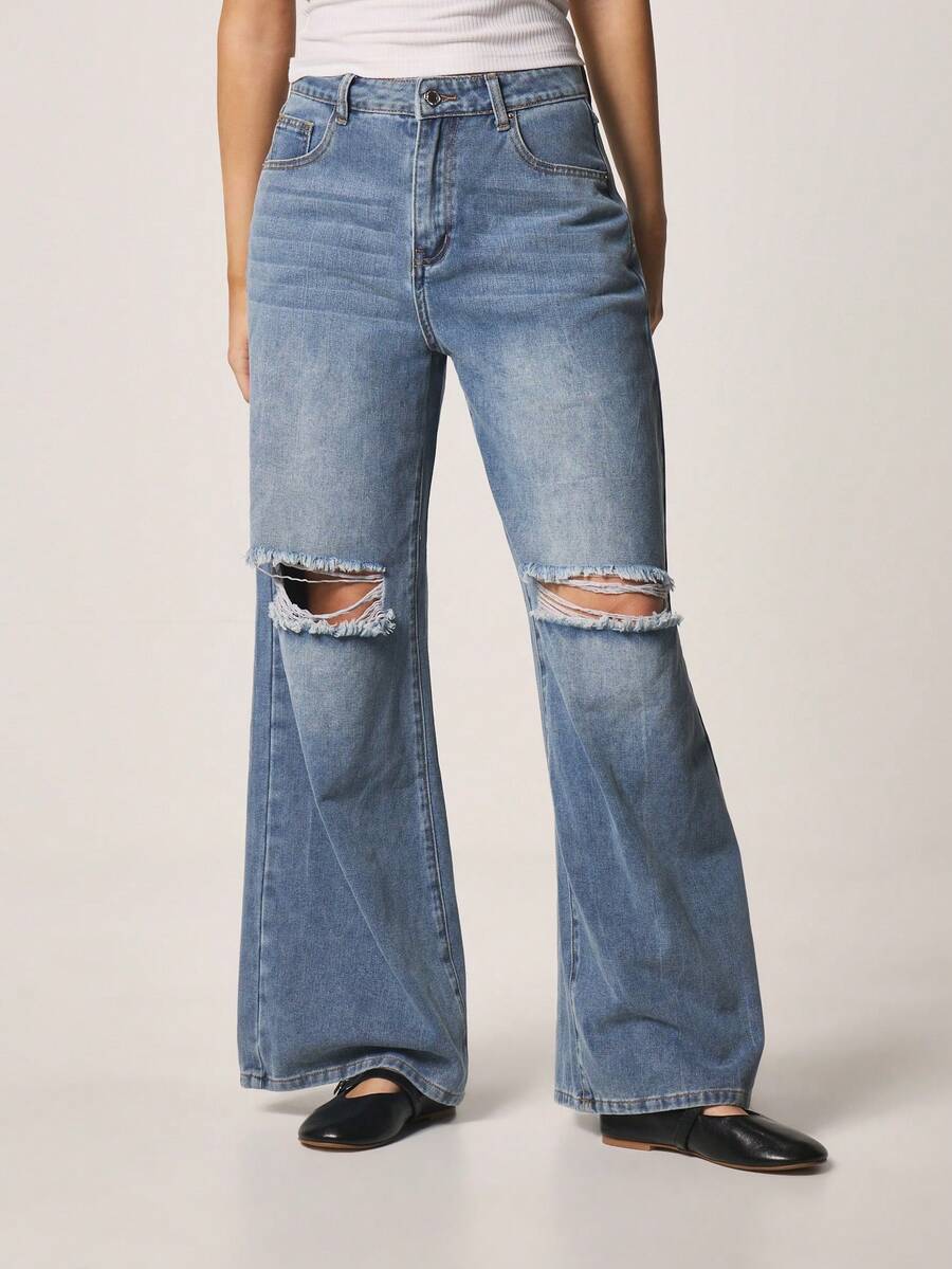 MISSGUIDED Mid Rise Distressed Wide Leg Jeans With Ripped Knee Holes Light Wash Baggy Flare Denim Pants Fall Winter Casual Streetwear - Medium Wash - View 1