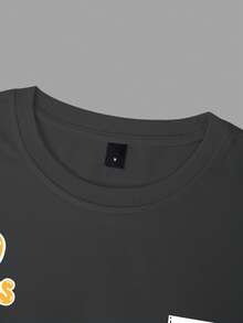 Claim Dot 宽松男士卡通标语图案落肩T恤 - 深灰色 - 查看 4