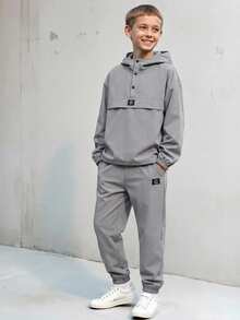 Vacaura 2pcs/Set Teenage Boys' Minimalist High Street Hooded Half-Zip Jacket Paired With Tapered Woven Pants, Jacket With Embroidered Logo, Comfortable Fabric, Versatile Colors, Suitable For School And Casual Wear, Autumn/Winter