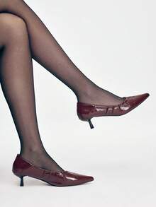 Mnmlis Burgundy Crocodile Embossed Pointed Toe High Heels, Retro British Style Niche Embossed Genuine Leather Shoes, Minimalist Commuting Versatile, Elegant Pointed Toe Design, Office/Date Sophisticated, Matte Luxurious Texture, French Niche High-End, Soft Leather Comfortable Not Tired Feet, Autumn/Winter Retro Style Footwear Valentine's Day - Burgundy - View 6
