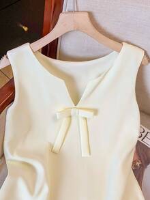 GlowEve Apricot Sleeveless V-Neck Bow Elegant Women Short Dress - Light Yellow - View 3