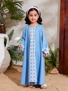 SHEIN 2-częściowy skromny zestaw szaty i sukienki z nadrukiem totemu w kwiaty na obchody Eid, pasujące do matki i córki - Niebieski - Zobacz 5