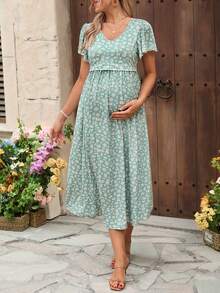 SHEIN 孕妇雏菊印花V领荷叶边短袖哺乳连衣裙