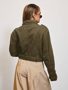 Aralina 冬夏两季短款牛仔机车夹克，饰有金色滚边细节 - 軍綠色 - 查看 2