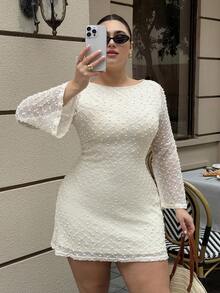 Dripcurv 大码女式圆领蕾丝拼接时尚日常约会外出喇叭袖连衣裙 - 杏色 - 查看 6