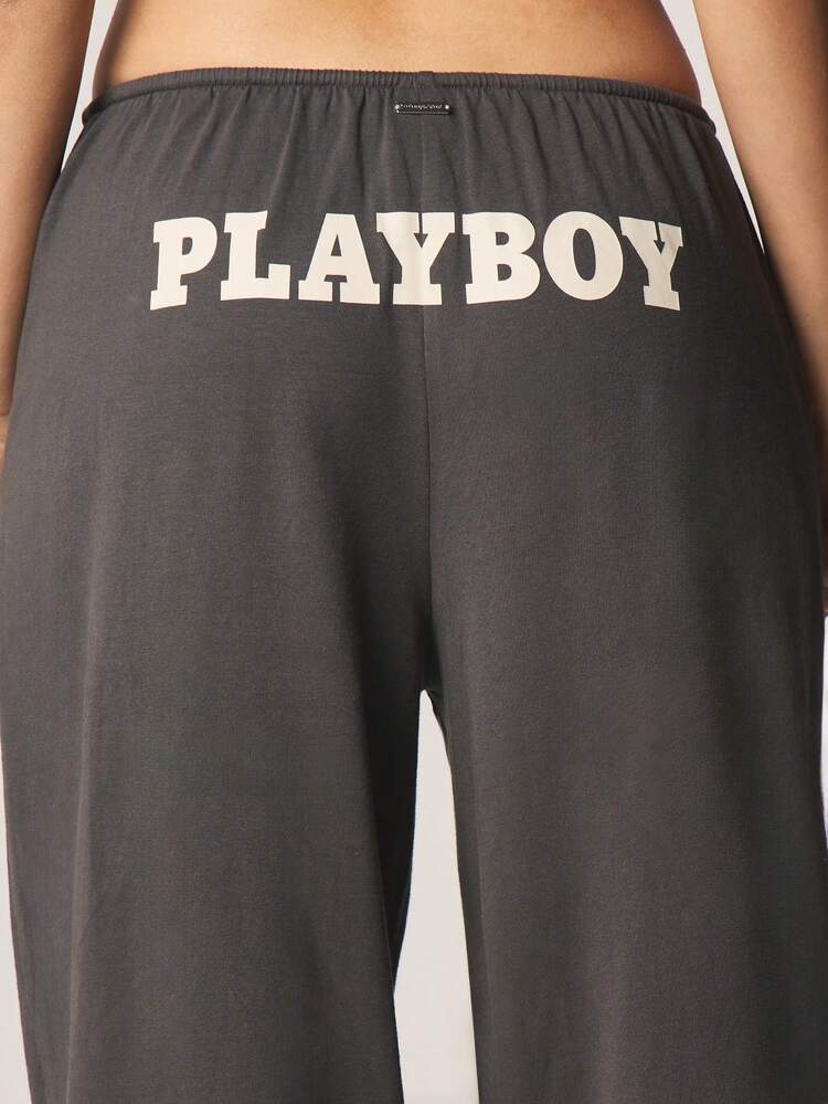 Missguided x Playboy Pantalones de chándal de pierna ancha con cordón en la cintura y detalles bordados del logo para comodidad casual