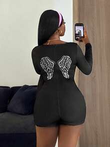 Slaydiva 新款春夏音乐节情人节休闲简约基础款Y2K街头甜美网红热销日常约会辣妹风性感休闲基础款运动风方领长袖标语Logo翅膀印花紧身超短紧身连体裤 - 黑色 - 查看 5