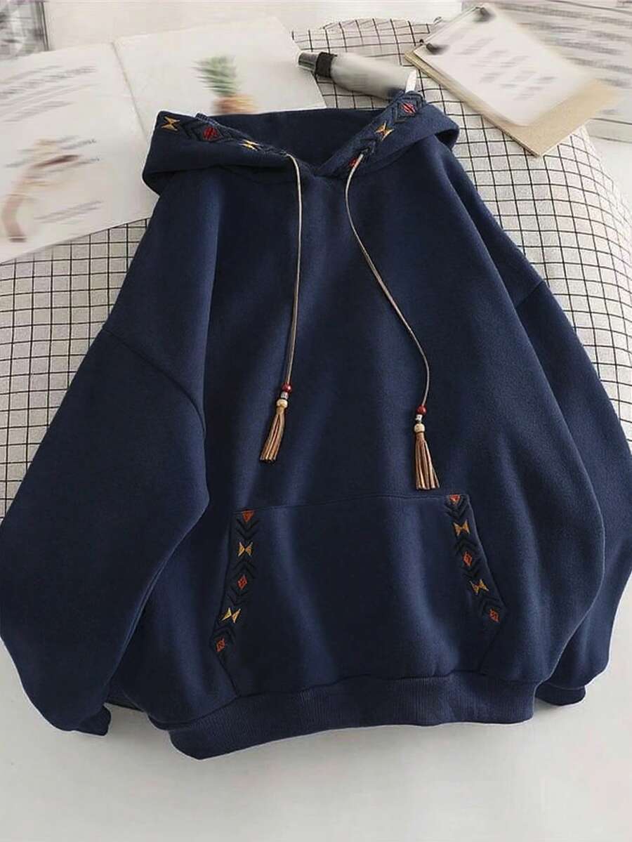 INAWLY Women's Casual Vacation Style Embroidered Graphic Pocket Drawstring Sweatshirt, Christmas - Blue - View 1