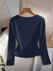 GlowEve CURVE 大码女式方领金属扣装饰长袖修身T恤，适合秋冬季穿着 - 藍色 - 查看 2