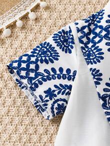 SHEIN Young Girl Ditsy Floral Tassel Trim Stand Collar Casual Dress Traditional Elegant Dignified Golden Floral Print, Young Girls Casual Minimalist Traditional Arabic Dress Suitable For Spring/Summer Daily, Festivals, Outings, Elegant Dignified Long Sleeve Arabic Maxi Dress, Prayer Abaya, Easy Comfort, Casual Wear, Vacay Vibes, Modest Kaftan, Kids Jalabiya جلابياتjalabiya  عباياتabaya Abaya الملابس التقليدية العربية  جلابيةjalabiya قفطان - White - View 5