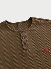 ESTAVOR Men's Army Green Round Neck Half-Placket Ribbed Short Sleeve Polo Shirt - Army Green - View 3