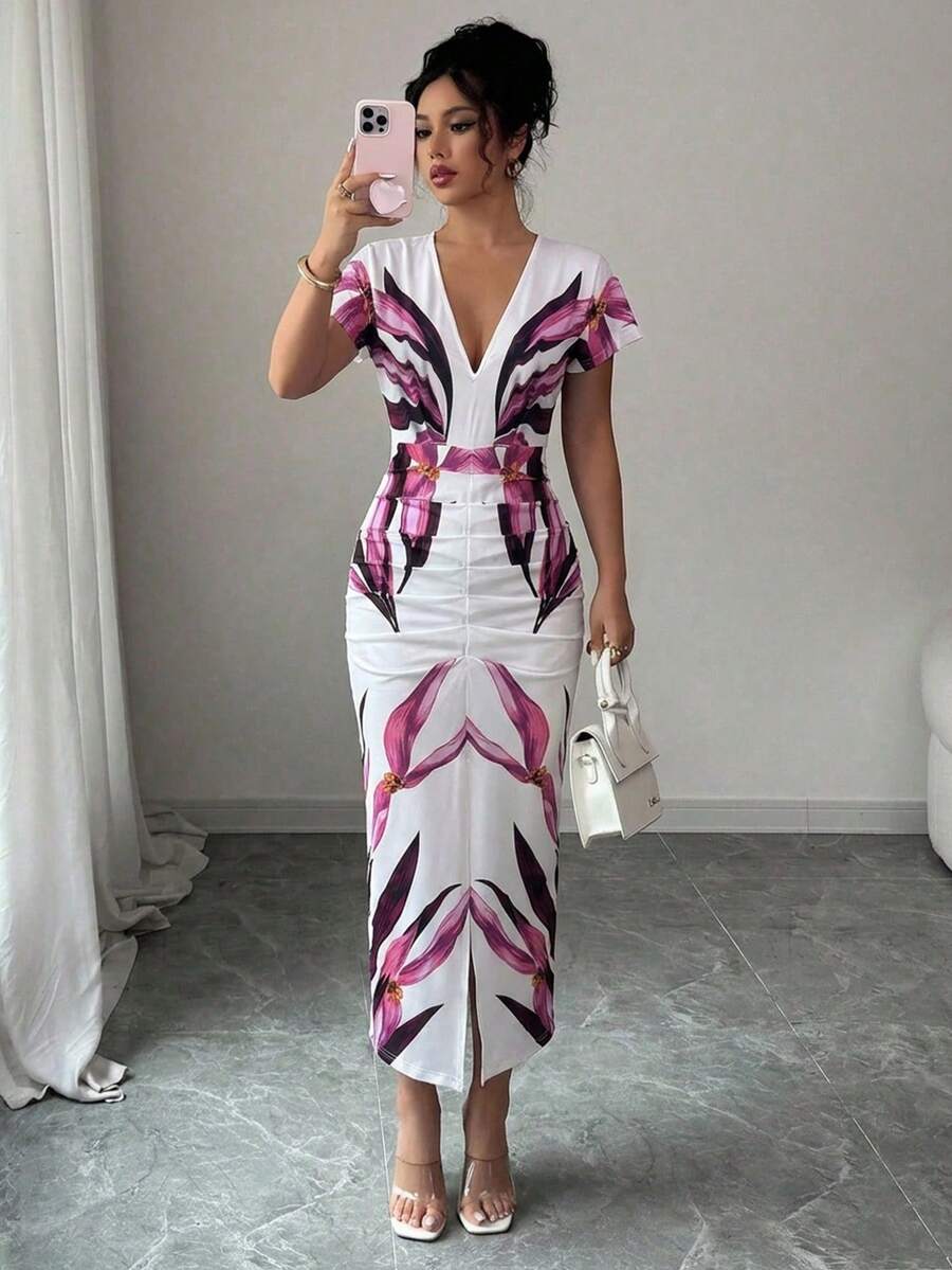 Elenzga V领收腰褶裥修身优雅浪漫精致女式连衣裙，适合度假穿着 - 彩色 - 查看 1