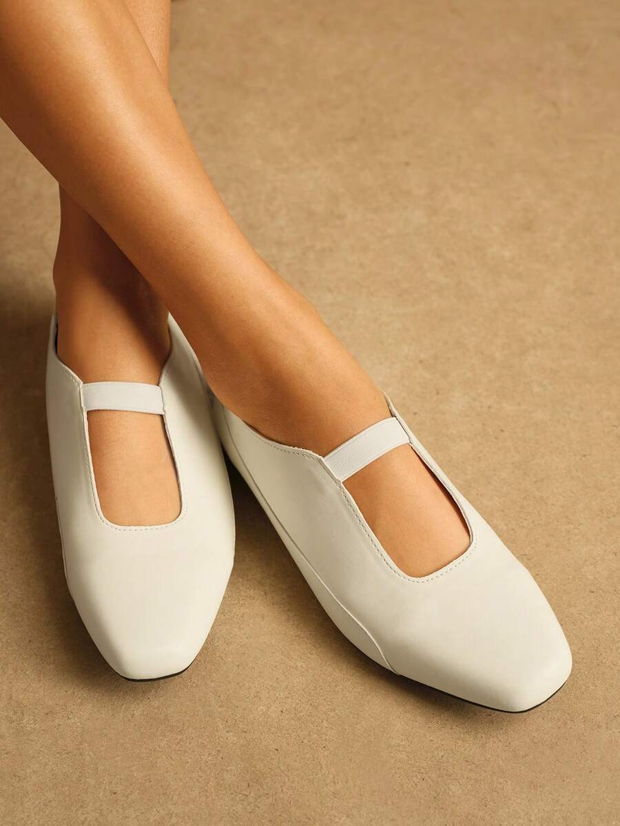 Rosivie French Retro Commuter Soft-Soled Casual Low Vamp Flat-Soled Shoes - White - View 1