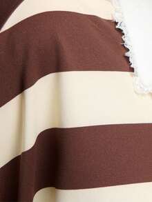 Nöista 宽松条纹长袖T恤。采用醒目的横条纹设计，配有领子和纽扣门襟，并饰有荷叶边细节。宽松休闲版型，适合春夏穿着。 - 杏色 - 查看 3