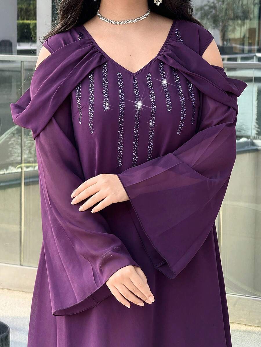 Al Najma 女士雪纺V领露肩喇叭袖水钻装饰连衣裙 - 紫色 - 查看 1