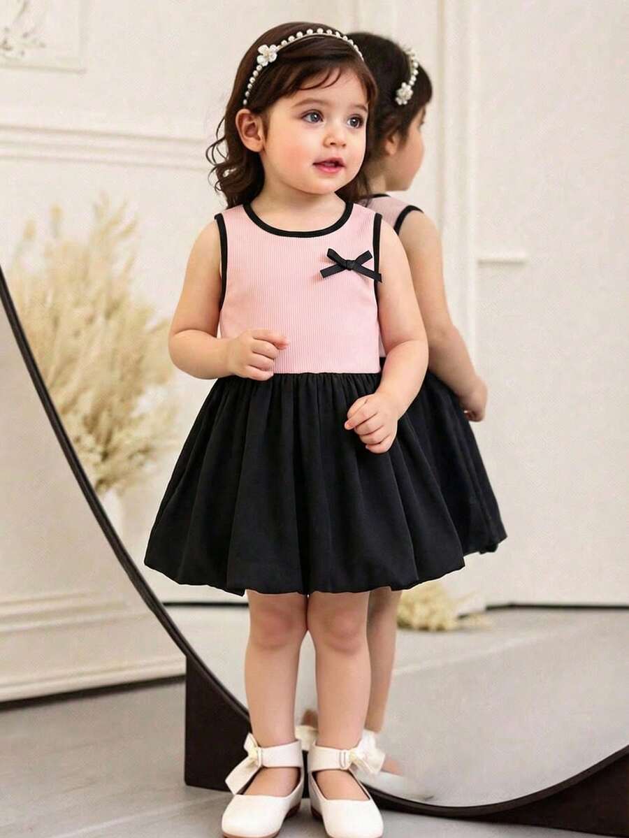 SHEIN Playful Pals 1pc Baby Girls Cute Pink And Black Colorblock Patchwork Ribbed Knit Bowknot Decor Sleeveless Round Neck High Waist A-Line Sundress For Party Summer - Multicolor - View 1