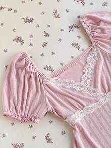 Elamini Women's Pink Square Neck Fitted Lace Short Sleeve Blouse, Sweet & Cute Y2K Fashion , Comfortable & Versatile, Collegiate Style, Spring/Summer Back To School Season - Pink - View 4