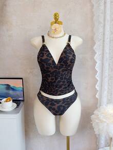 Bonvoyette 2pcs Women's Leopard Print V-Neck Camisole & Tankini Set, Casual Vacation Mature Style, Adjustable Straps, Slimming Design, Summer - Multicolor - View 8