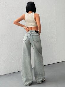 Women's Pocket Loose Wide Leg Casual Versatile Jeans - Medium Wash - View 2