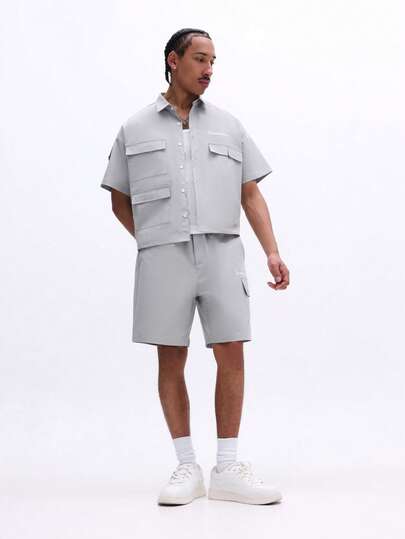 SUMWON Conjunto de camisa abotonada y pantalones cortos cargo con múltiples bolsillos, conjunto informal de verano