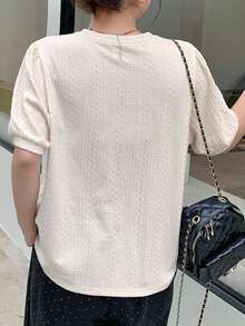 Dazy Plus Textured Fabric Crew Neck Loose Casual White T-Shirt - Beige - View 7