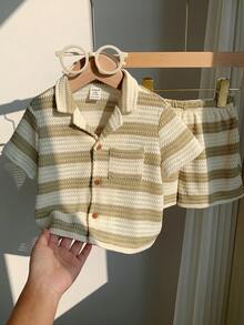 SHEIN 2件套男女宝宝夏季度假休闲条纹短袖polo衫和短裤套装 - 彩色 - 查看 3