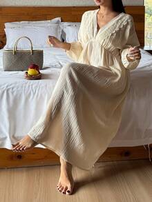 DAZY Romantic Lace Patchwork Textured Loose Lantern Sleeve Mid-Length Women Nightgown - Beige - View 4