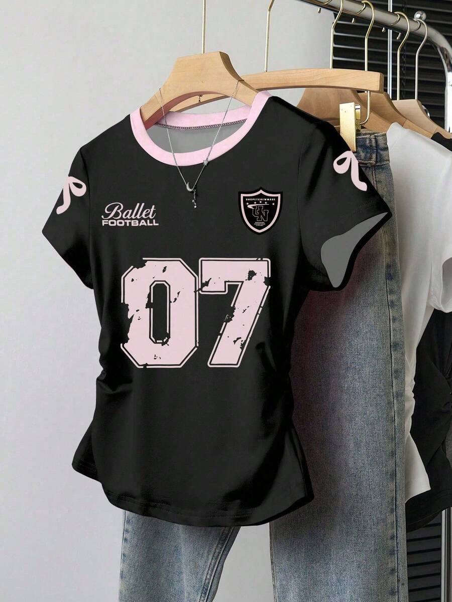 INAWLY Camiseta casual de mujer talla grande con cuello redondo, manga corta y plisada con estampado numérico - Negro - Ver 1