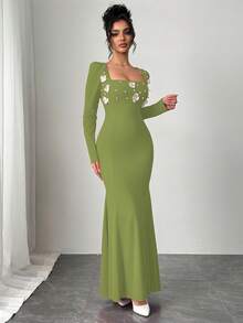 Modelyn Vestido de Festa Elegante Feminino com Decote Quadrado, Decoração de Flor de Pérola e Cauda de Sereia - Verde - Visão 5
