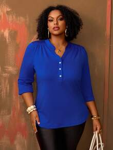 EMERY ROSE Áo thun cổ chữ V màu trơn cỡ lớn, kiểu dáng thường ngày, thích hợp cho kỳ nghỉ/mùa hè/mùa xuân, áo sơ mi cài nút cỡ lớn màu xanh dương, áo nữ cỡ lớn, áo kiểu thường ngày cỡ lớn. - Xanh đậm - Xem 6