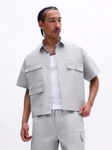 SUMWON Setelan Kemeja Kancing Depan dan Celana Pendek Kargo dengan Banyak Kantong, Pakaian Kasual Musim Panas Polos - Grey - View 4