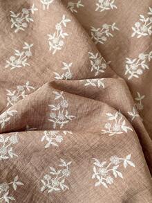 Rusticease Đầm sơ mi dài tay cài cúc đơn xếp ly thêu hoa dành cho nữ cỡ lớn - Nhiều màu - Xem 9