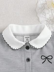 SHEIN 2件套女婴0-3岁休闲优雅Polo衫上衣和百褶裙套装 - 灰色 - 查看 3