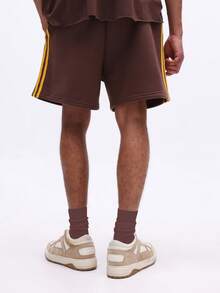 SUMWON Relaxed Fit Shorts mit Kordelzug und Seitenstreifen-Detail, lässige Sommer-Loungewear, alltäglicher Komfort, unifarben - Braun - Übersicht 2