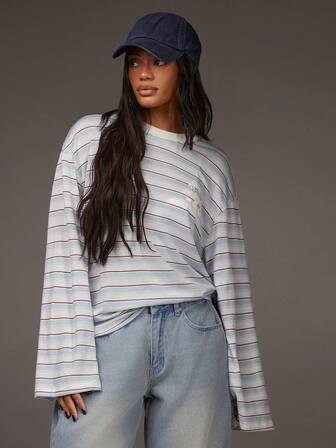 Athîral 女士休闲日常通勤撞色条纹数字蝴蝶结印花宽松落肩T恤，春秋季