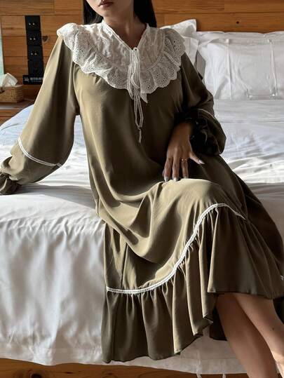 DAZY Söt kontrastfärgad broderad volangkant lång nattlinne för kvinnor