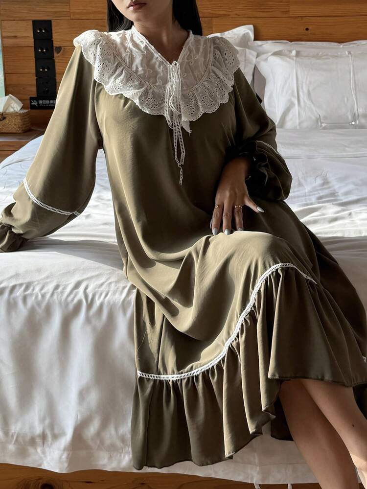 Sweet Contrast Color Embroidered Ruffle Hem Long Women Nightgown